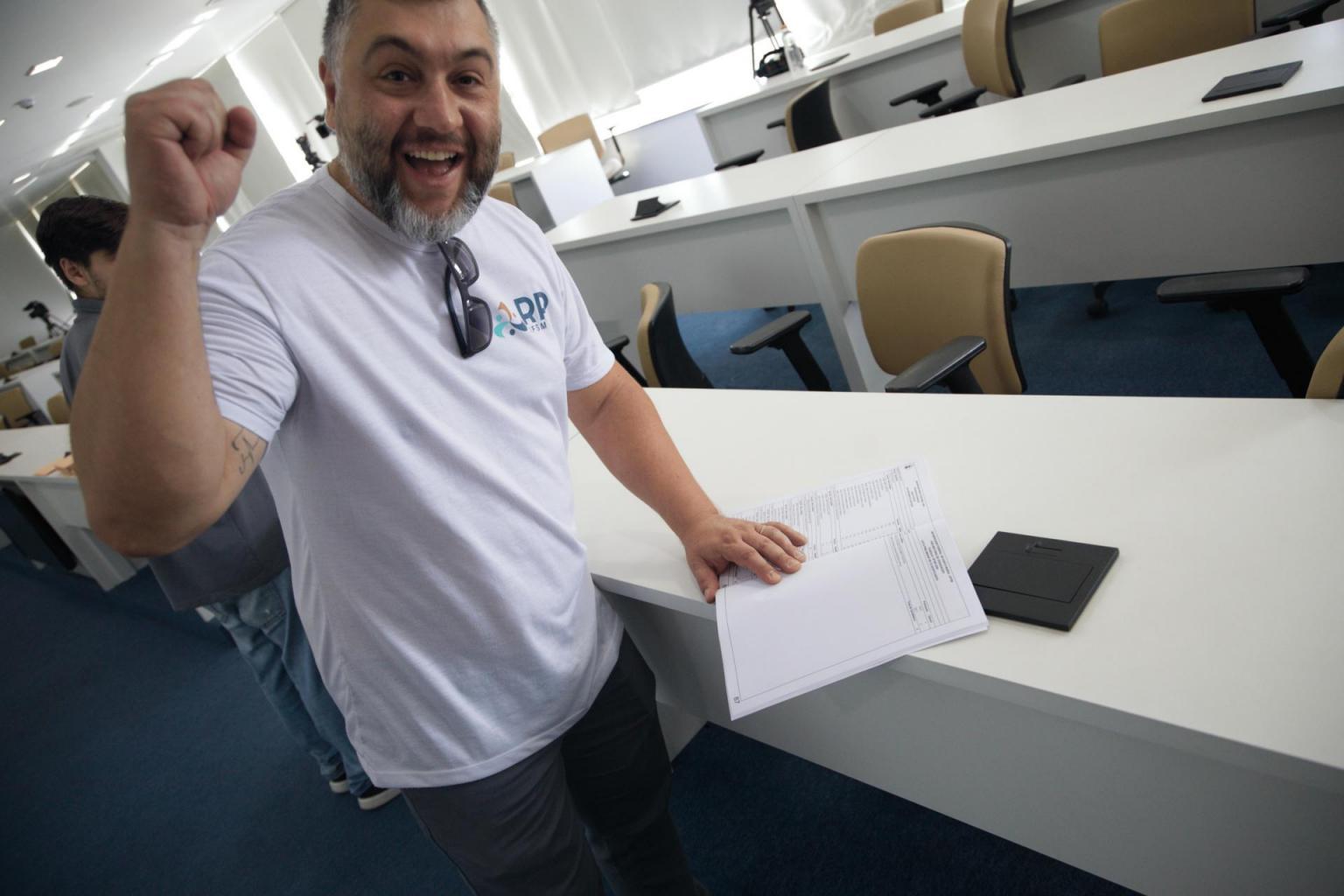 Leitura do listão do Vestibular e PSS