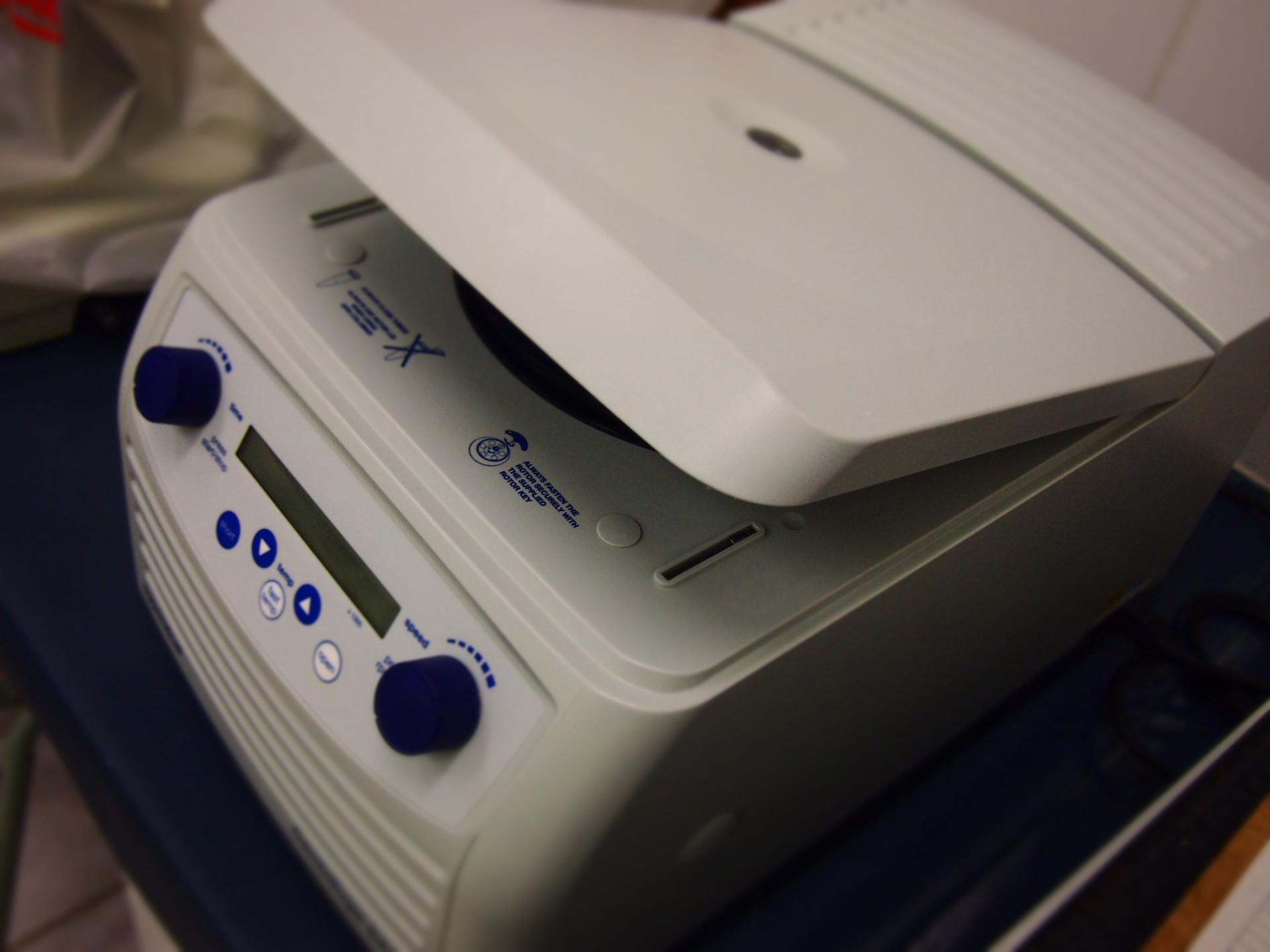 Sala de extração (Capela + Centrífuga)